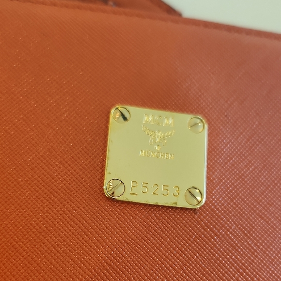 MCM Slim 3 Way Crossbody Bag Gold Chain. Gorgeous Coral Color! - Picture 3 of 12